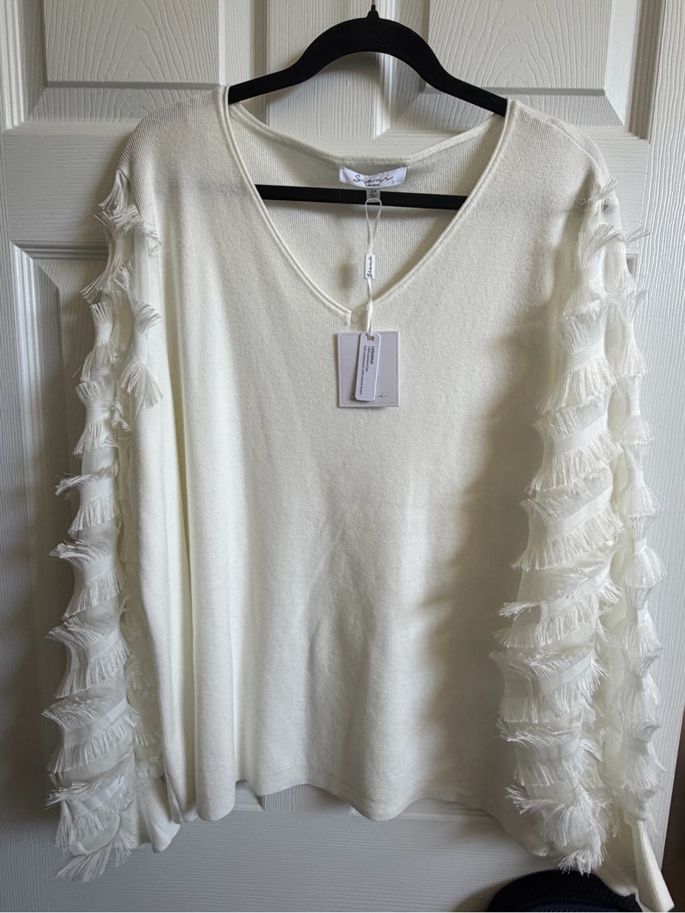Sioni Ivory Fringe Sleeve V-Neck Sweater-Size 2X-NWT